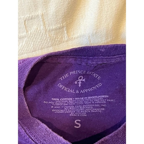 Prince & The Revolution Purple Rain Tee Mens S - Picture 2 of 3
